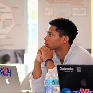 Meet your Posher, Bailey